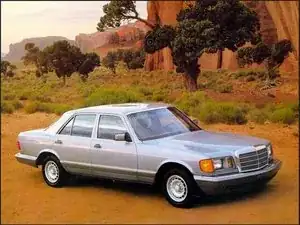 Mercedes W126