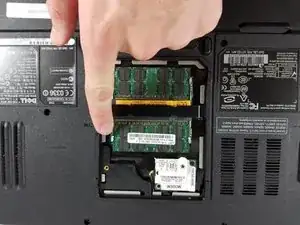 Dell Inspiron E1505 RAM Replacement