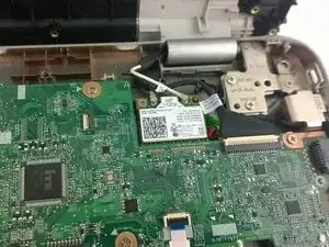 HP Envy 15-u001dx Wireless Network Card Replacement