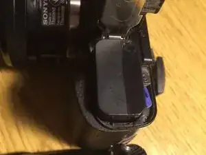 Sony Alpha NEX-3N Battery Repair