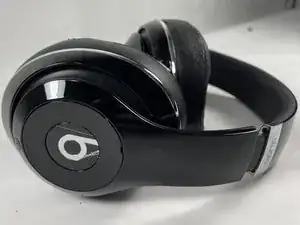 Beats Studio 2 Wireless