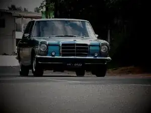 Mercedes W115