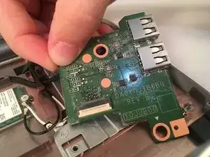 HP Chromebook 14-ak041dx USB Board Replacement