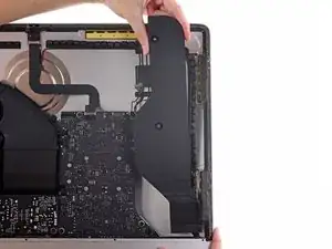 Sostituzione altoparlante destro iMac Intel 21.5" EMC 2805
