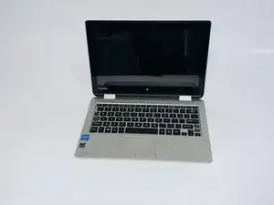 Toshiba Satellite L15W-B1303