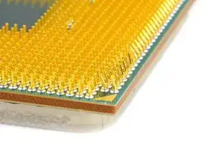 Come aggiustare i pin piegati della CPU