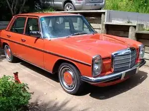 1976 Mercedes-Benz 230.6  Oil and filter