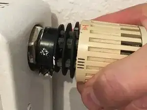 Radiator/thermostat valve repair