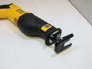 DeWalt DCS380 shoe and boot removal