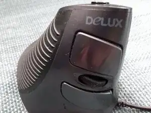 How to fix slipping scroll wheel on the DELUX M618 mouse