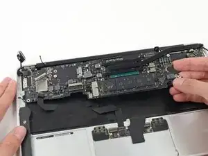 MacBook Air 11" Mid 2013 Logic Board Assembly Replacement