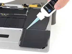 Come utilizzare iFixit Adhesive Remover