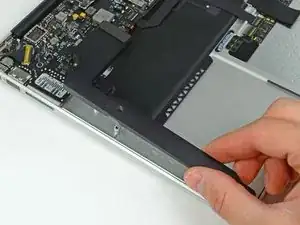 MacBook Air 13" Mid 2012 Right Speaker Replacement