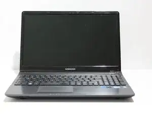 Samsung Series 3 NP300V5