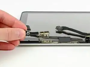 MacBook Pro 13" Unibody Mid 2009 Left Clutch Hinge Replacement