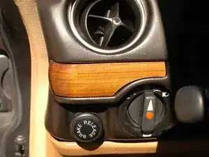 Mercedes W123 Wood Trim Replacement