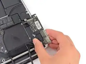 MacBook Pro 15" Retina Display Mid 2014 I/O Board Replacement