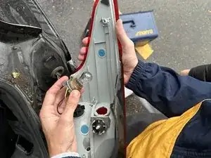 2015 Ford Focus Brake Light Replacement