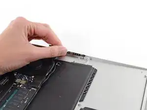 MacBook Air 13" Early 2014 Microphone Replacement