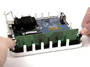 Mac mini (PowerPC) RAM Replacement