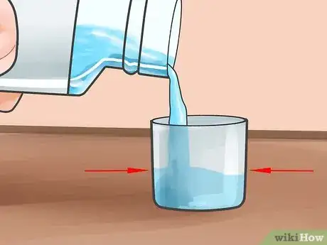 Immagine titolata Use Mouthwash Properly Step 6