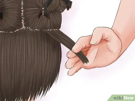 Immagine titolata Cut a Bob Step 3Bullet1