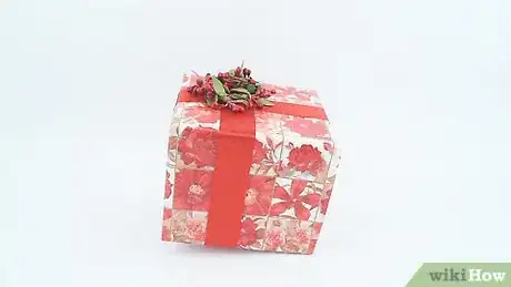 Immagine titolata Wrap a Present Step 23