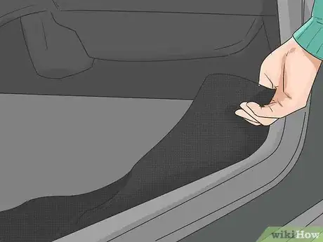 Immagine titolata Diagnose Car Smells Step 14