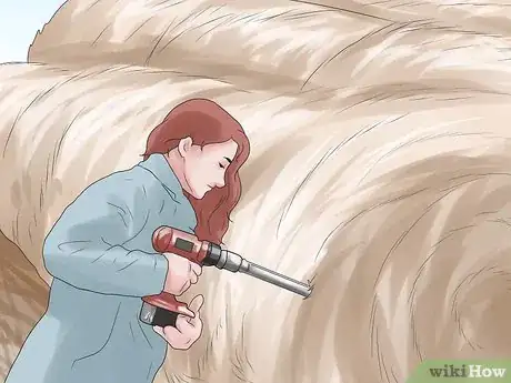 Immagine titolata Bale Hay Step 14