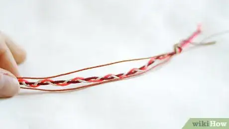 Immagine titolata Make Braided Bracelets Step 17