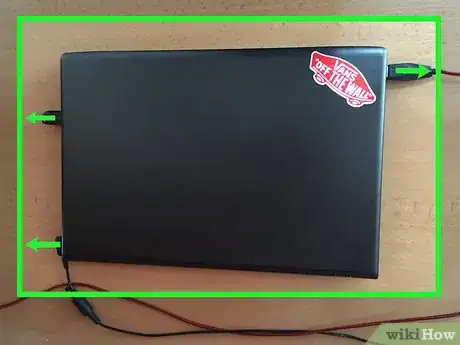 Immagine titolata Take a Hard Drive Out of a Laptop Step 2