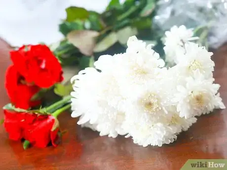 Immagine titolata Make a Flower Crown Step 1