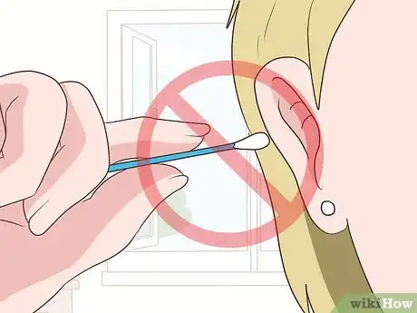 Immagine titolata Remove Water from Ears Step 12