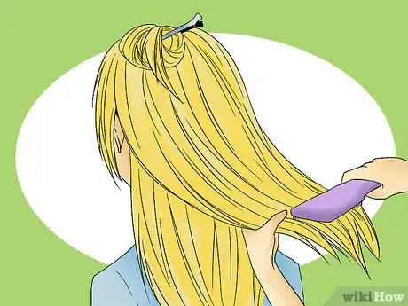 Immagine titolata Cut Hair in Layers Step 21