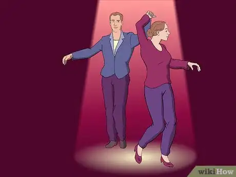 Immagine titolata Dance the Waltz Step 24