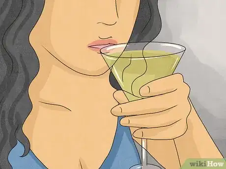 Immagine titolata Drink for the First Time at a Party Step 3