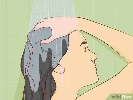 Immagine titolata Get Chlorine Out of Your Hair Step 11