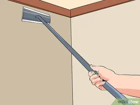 Immagine titolata Use a Swiffer Sweeper Multiple Ways Step 1