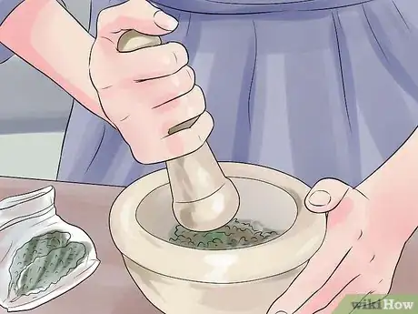 Immagine titolata Make Marijuana Tea Step 1