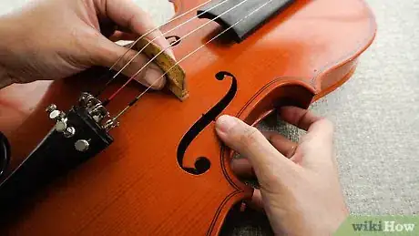 Immagine titolata Put Strings on a Violin Step 9