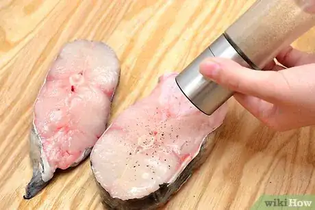 Immagine titolata Cook Halibut Step 4