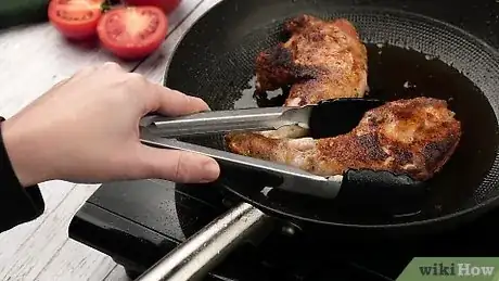 Immagine titolata Cook a Chicken Leg Step 5