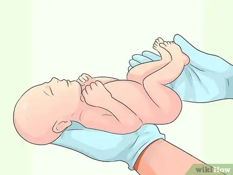 Immagine titolata Deliver a Baby Step 12