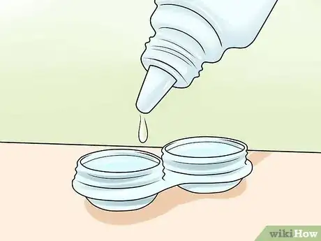 Immagine titolata Remove Contact Lenses Step 10