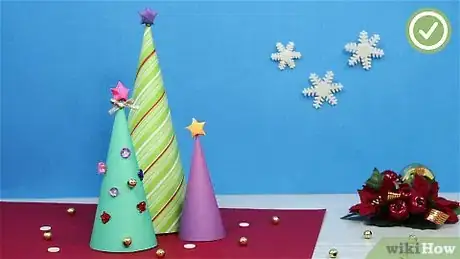 Immagine titolata Make a Paper Christmas Tree Step 10