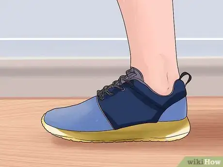 Immagine titolata Care for a Burst Blister Step 13