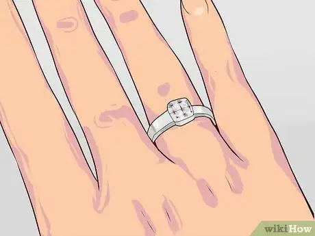 Immagine titolata Choose an Engagement Ring Step 7