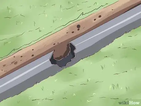 Immagine titolata Level a Bumpy Lawn Step 1