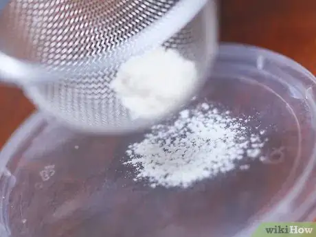 Immagine titolata Make Matte Nail Polish Step 15