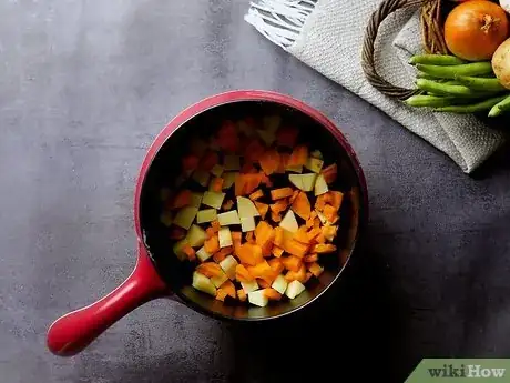 Immagine titolata Make Soup in a Slow Cooker Step 6